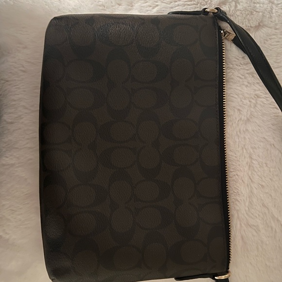 Coach crossbody in Signature canvas - Picture 13 of 14